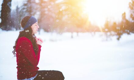 The Benefits of Meditation for Stress Management in Times of Financial Hardship